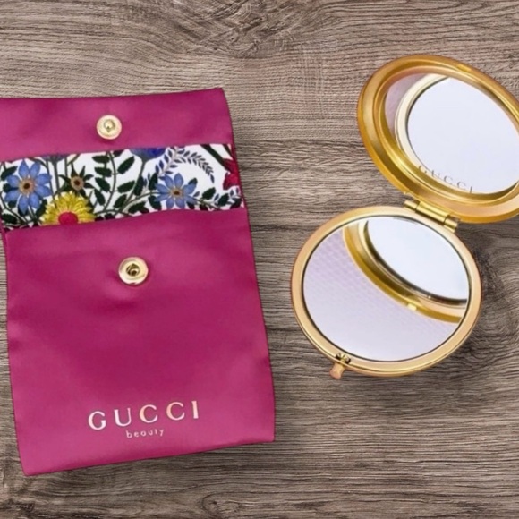 Gucci Beauty Floral / Gold Compact Mirror with Snap Pouch - Picture 2 of 2